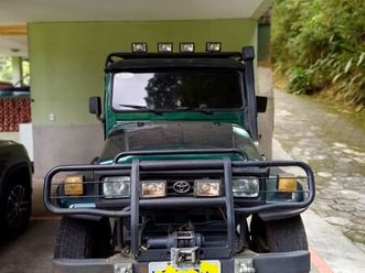 toyota band.jipe cap.de aço chas. curto diesel 1990