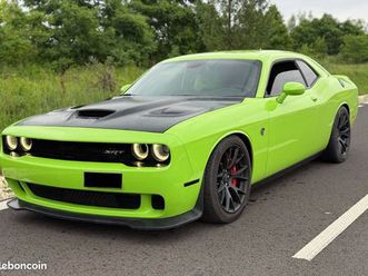 dodge challenger srt hellcat 6.2 supercharged 717ch