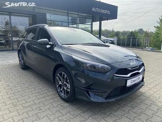 kia cee´d sw 7dct top+businessref.vůz
