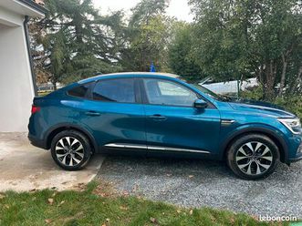stop affaire renault arkana 1,6 e-tech hybrid 145 cv boîte automatique excellent état