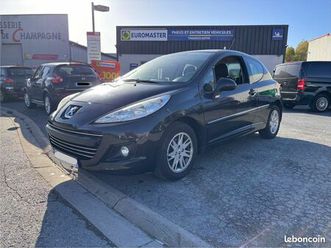 peugeot 207 3 portes 1.6 hdi blue lion 92 cv active/ roue de secours/ 2e main/ vitres elec....5