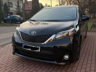 toyota sienna 3.5 v6 le awd