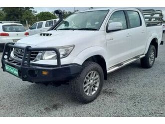 2014 toyota hilux 3.0 d-4d legend 45 4x4 double-cab