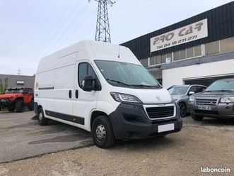 peugeot boxer fourgon 2.0 bluehdi 130 prenium 335 l3h3 hayon prix ht 1er main distribution faite entretien complet a jour