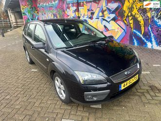 ford focus wagon 1.6-16v futura airco sport velgen stereo elektrische ramen c