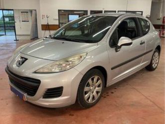 peugeot 207 commercial