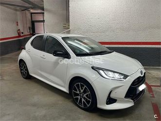 TOYOTA YARIS toyota-yaris-1-5-120h-style