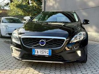 volvo v40 ii cross country 1.6 d2 business my15