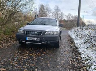 volvo xc70 2.5t awd lpg ahk tüv 07/2026