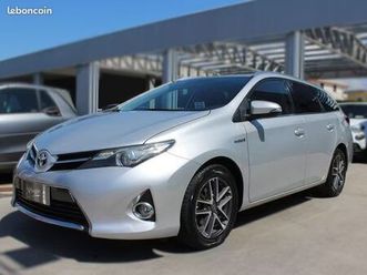 toyota auris touring sports 1.8 136ch hybride - régulateur de vitesse - bluetooth