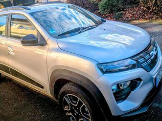 dacia spring comfort plus mit garantie bis 6. 2027 zustand top .