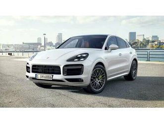porsche cayenne turbo s e-hybrid coupé (my22)