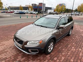 volvo xc70 2.4 d5 awd momentum
