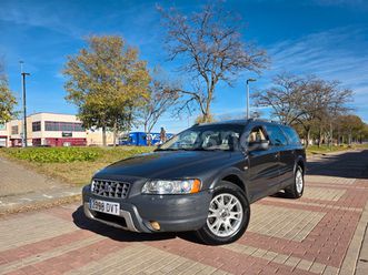 volvo xc70 2.4 d5 summum
