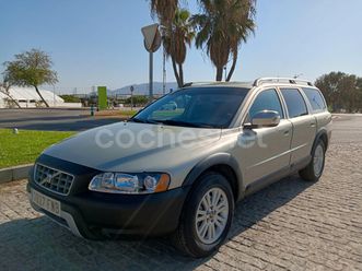 volvo xc70 d5 kinetic