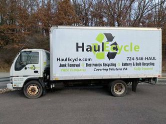 2007 gmc w5500 5.2l diesel 16ft box truck w/ ramp 99k miles