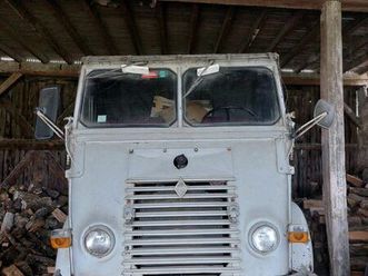 camion renault goélette année 1962
