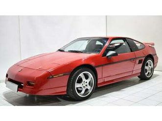 1988 pontiac fiero rouge manuel, 5 vitesses conduite à ga...