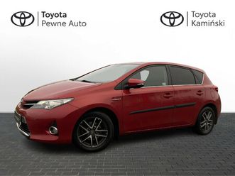 toyota auris hybrid 122 km premium style