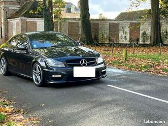 mercedes classe c63 amg coupe 2011 w204-110 000km ( étanchéité moteur réalisée)