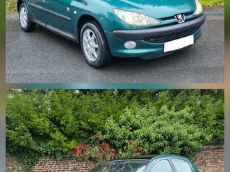 peugeot 206 1.4 i 75 cv serie roland garros 5p. ja-clim auto-cuir-toit pano