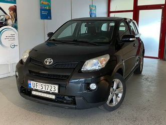 TOYOTA URBAN CRUISER eu-2028-4x4-90-hk-sv-dekk-se-pris