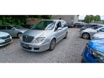 lancia phetra 2,2 jtd gepglegt ahk 7 sitze navi
