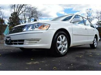 2004 toyota avalon xl 3.0 v6***runs and drives like a dream***