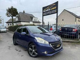 1.2i // 2015 // airco// jantes//panoramique//radar