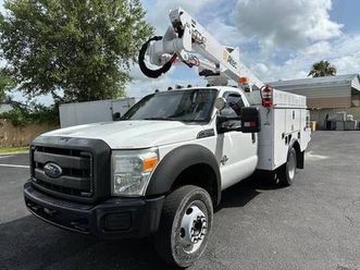 2015 ford f550 super duty / with bucket lift