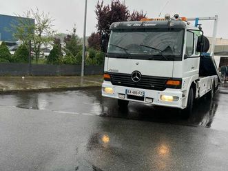 dépanneuse mercedes atego