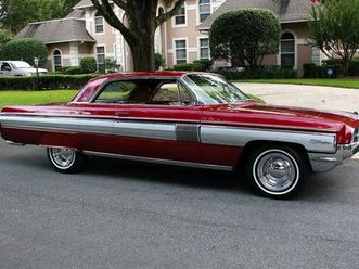 1962 oldsmobile starfire