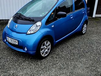 peugeot ion: webasto & carplay, camera