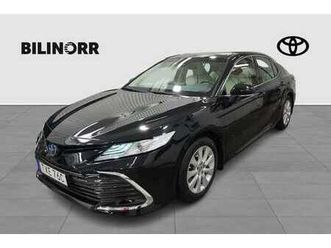 camry 2,5 hybrid executive v-hjul