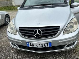 shitet b class 200 nafte automat