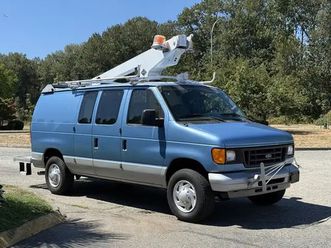 2006 ford econoline e-350 versalift bucket truck