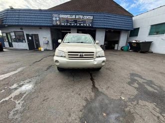 2002 toyota highlander base
