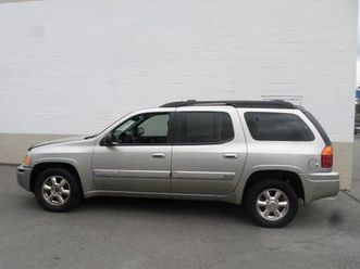 4x4* 2002 gmc envoy xl * automatic, 7 seats 3 rows!!!