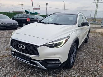 infiniti qx30 2.0t awd premium* distronic* keyless* lane assist*