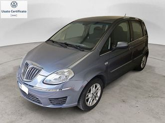 lancia musa 1.4 argento ecochic gpl del 2009 usata a genova
