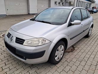 renault-megane-2005-1-6-16v-sedan