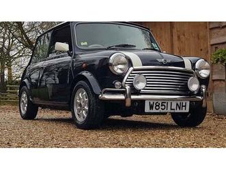 2000 rover mini cooper on just 3800 miles from new! a vendre