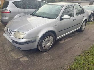 volkswagen vw bora 1,4i edition guter zustand klimatr...