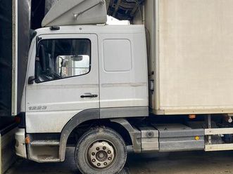 mercedes atego 1223 con cella frigorifera