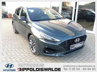hyundai i30 1.5 t-gdi dct advantage *led*pdc*navi*