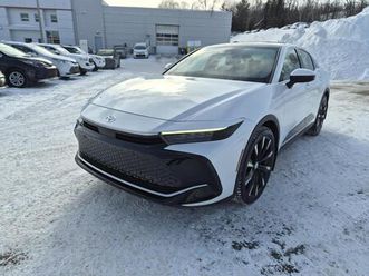 toyota crown 2023 platinum ba