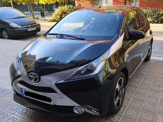 aygo 1.0 vvt-i x-play x-play
