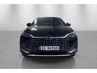 executive awd 7seter skinn pano 360 kamera acc led++