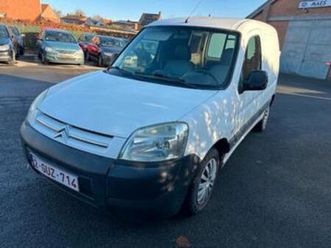 ② citroën berlingo 1.9 utilitaire léger — camionnettes & utilitaires — 2ememain