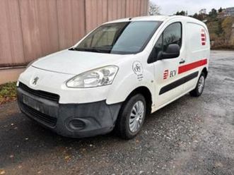 ② peugeot partner 1.6 hdi 2014 utilitaire — camionnettes & utilitaires — 2ememain